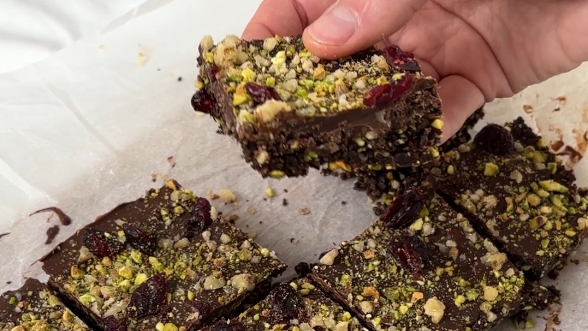 Zdravi brownies bez pečenja