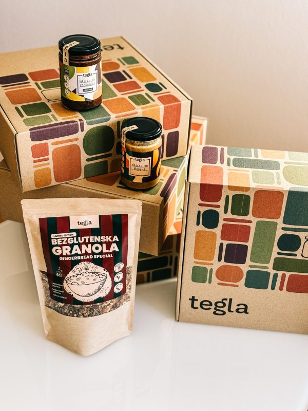 Tegla Praznični Paket